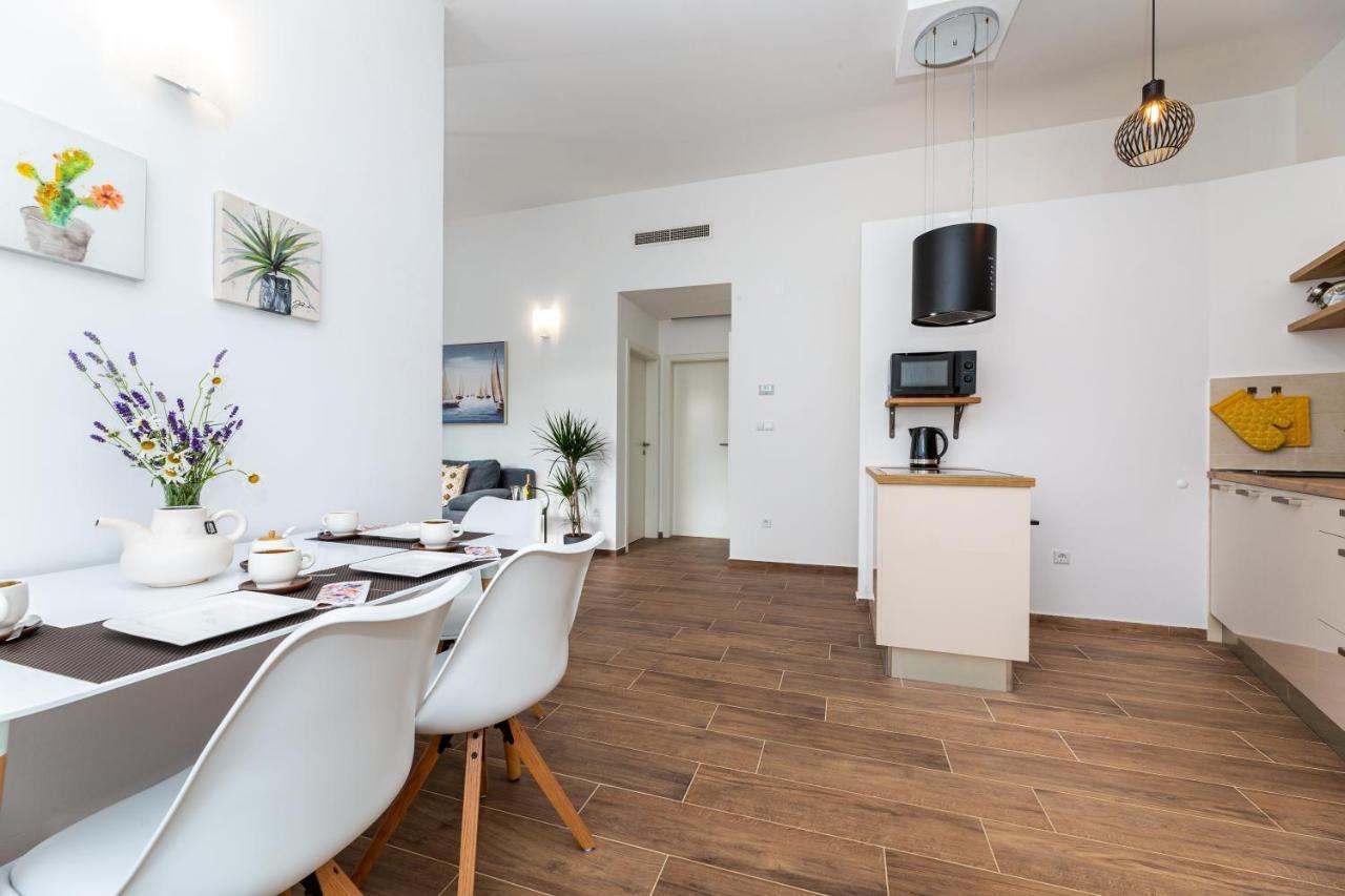 Apartment Nada 1 Malinska Buitenkant foto