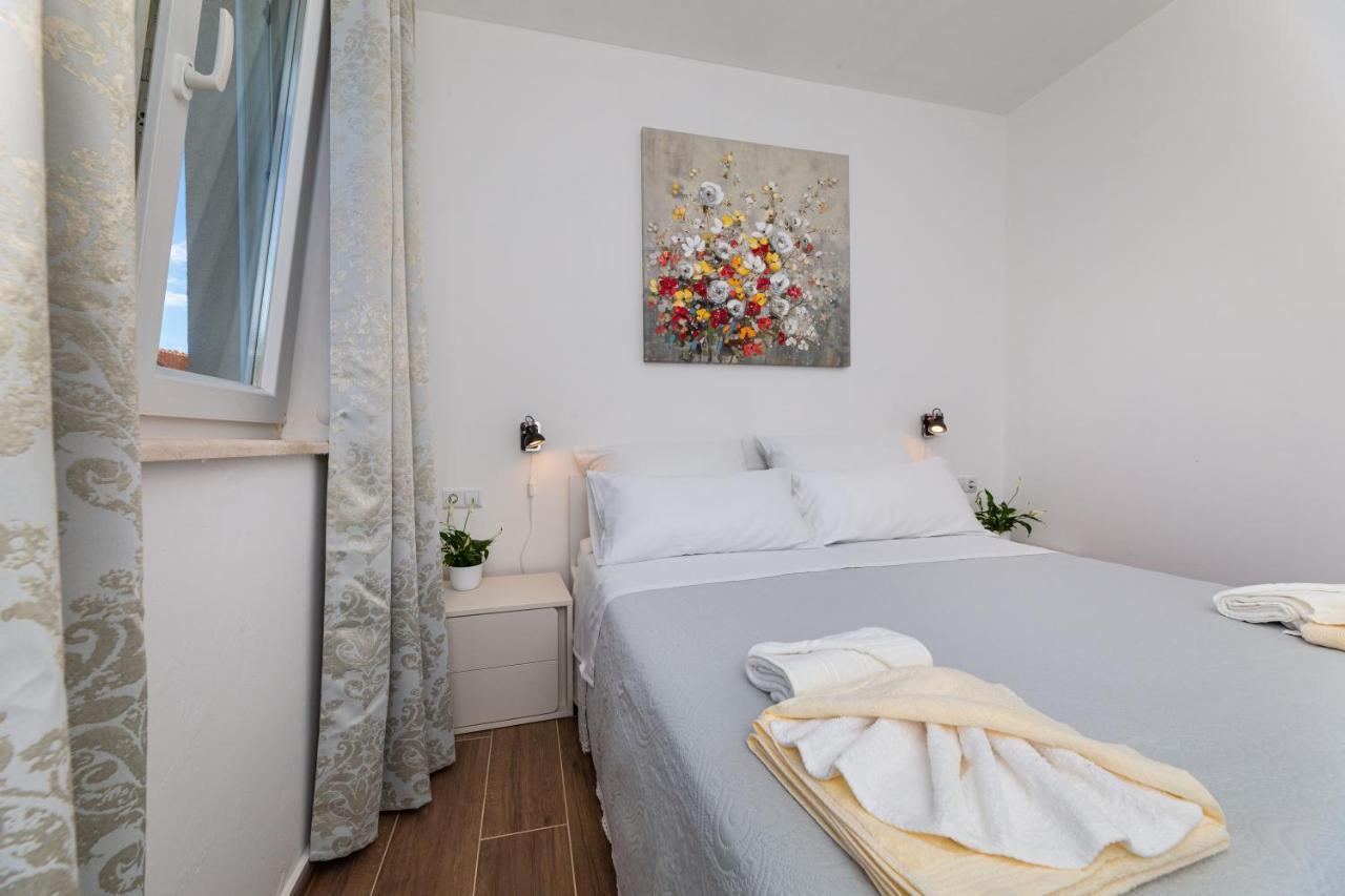 Apartment Nada 1 Malinska Buitenkant foto